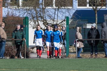 Bild 115 - B-Juniorinnen Halbfinale SVHU - Holstein Kiel : Ergebnis: 3:0